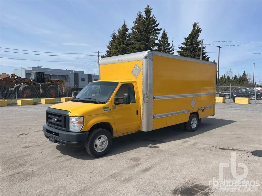 Ford E450 Dostavna vozila / kombiji