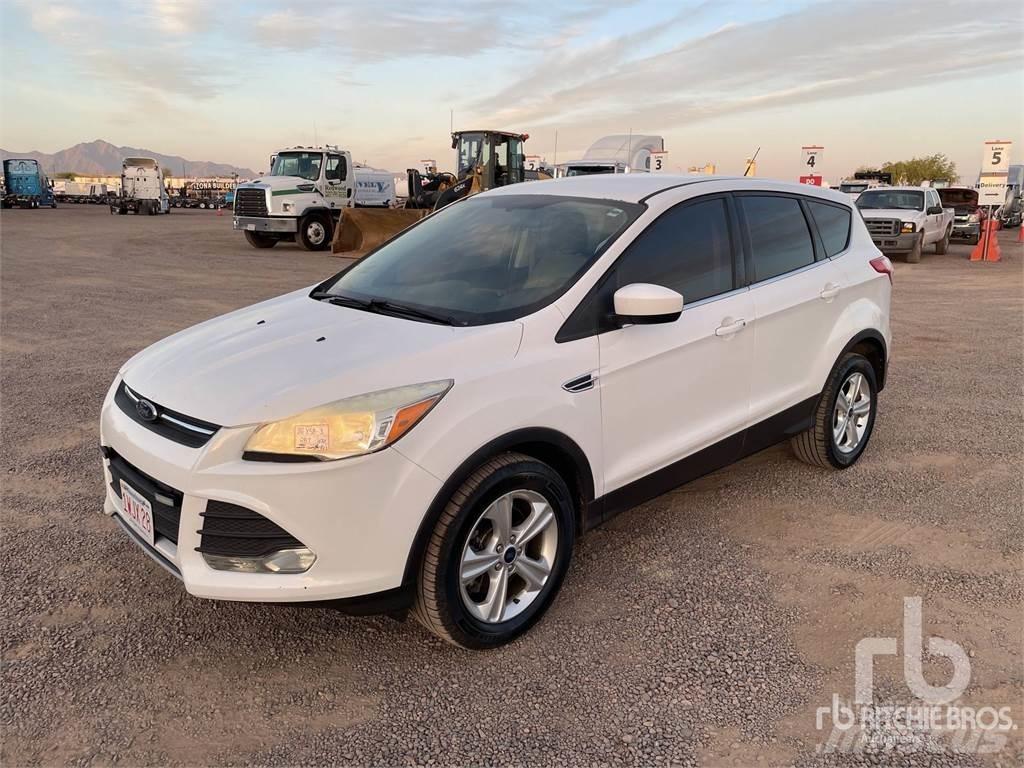 Ford ESCAPE Kiperi