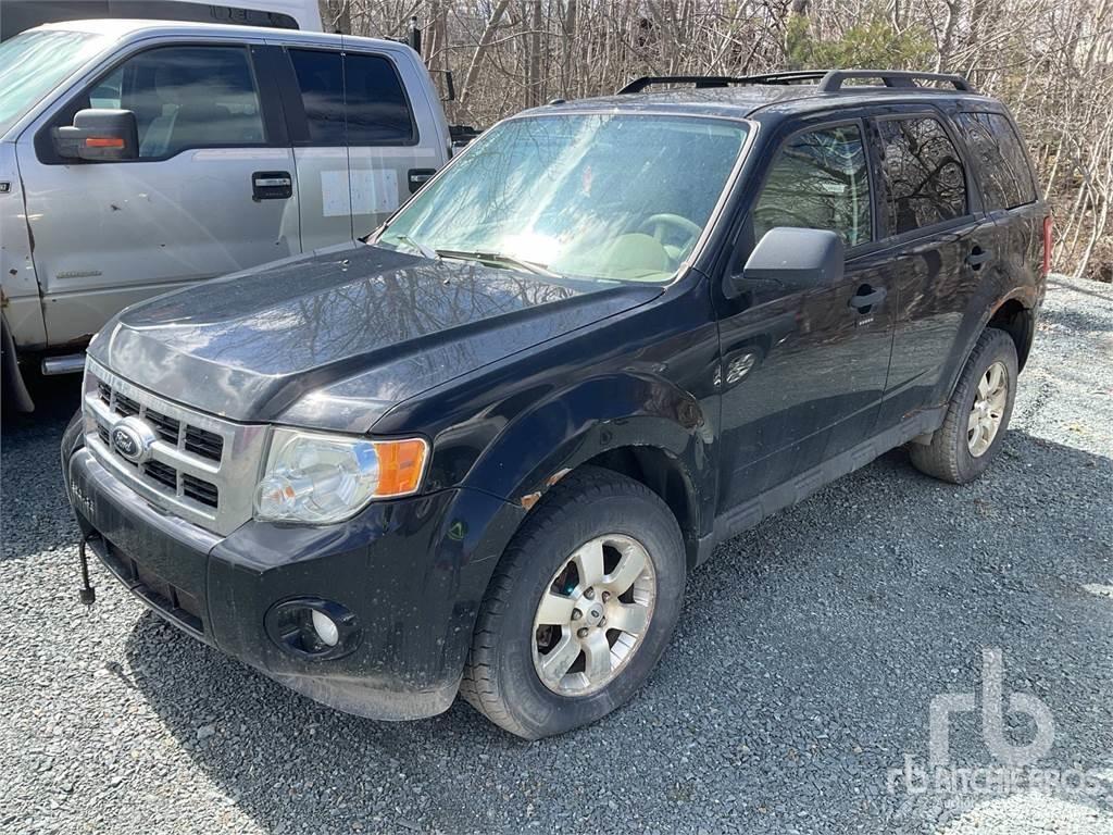 Ford ESCAPE Kiperi