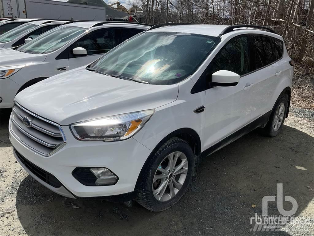 Ford ESCAPE Kiperi