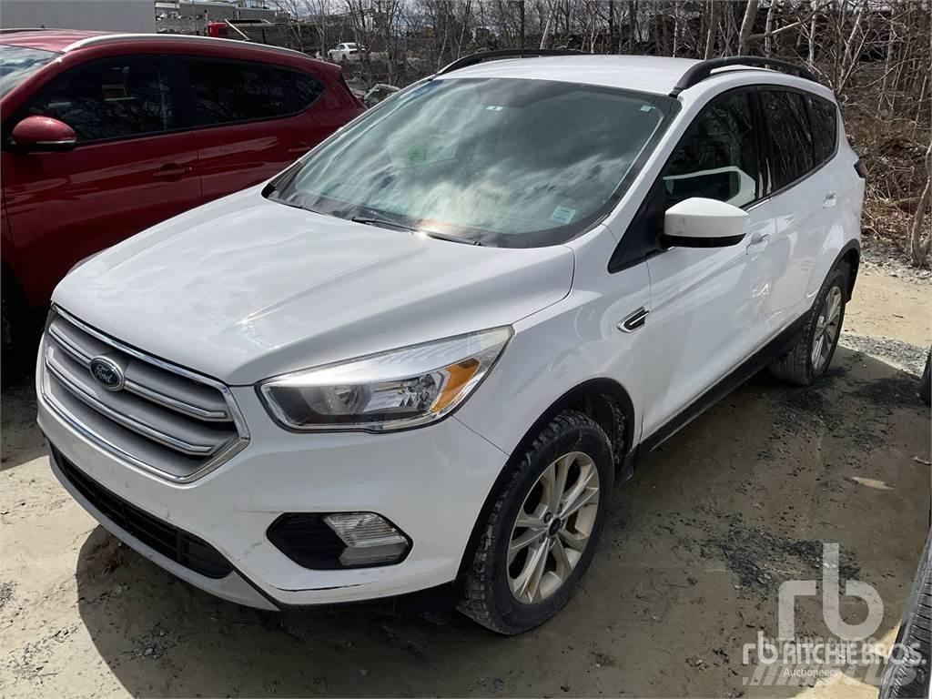 Ford ESCAPE Kiperi