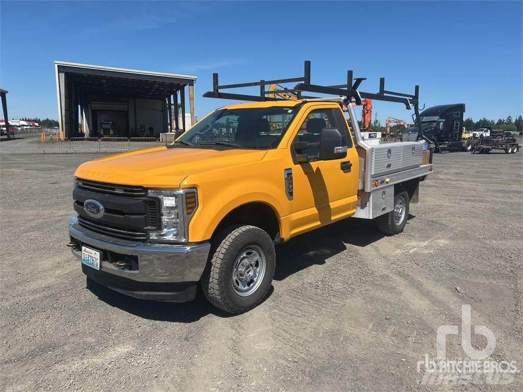 Ford F-250 Kamioni sa otvorenim sandukom