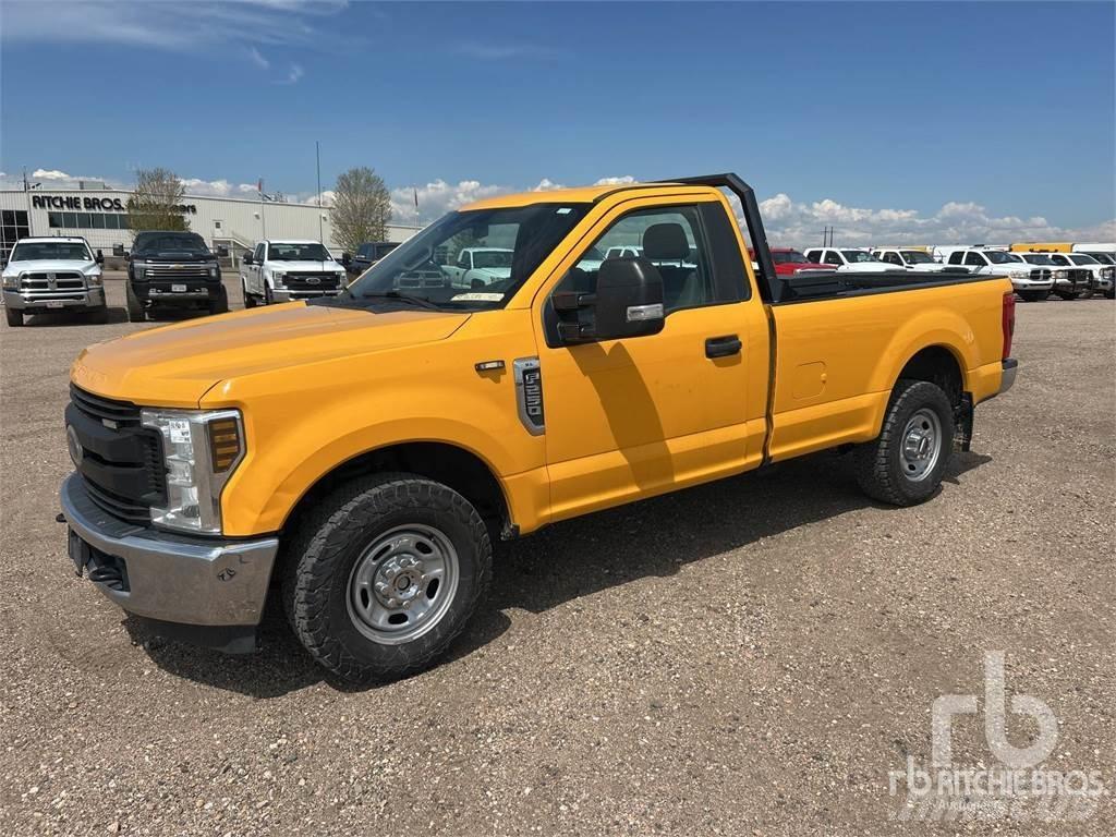Ford F-250 Kiperi