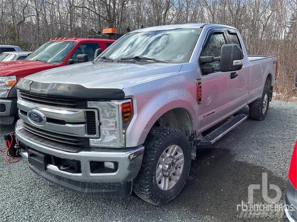 Ford F-250 Kiperi