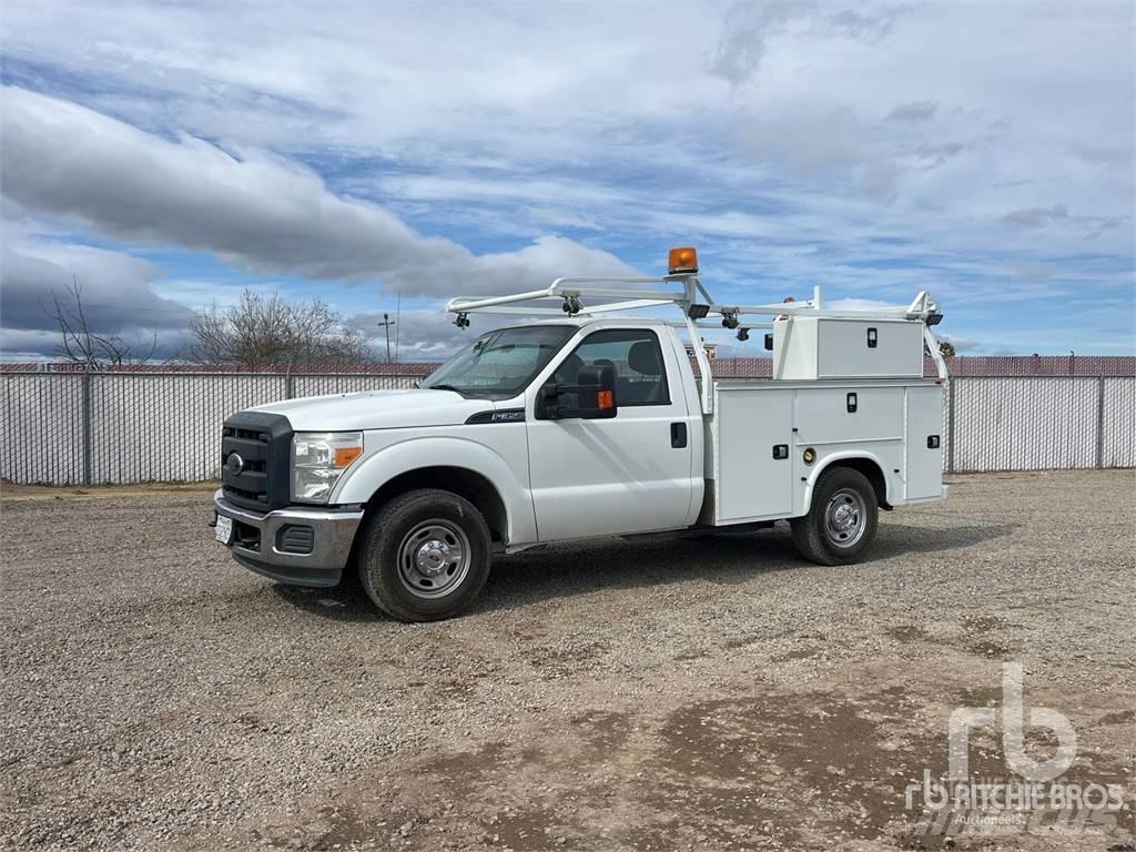 Ford F-350 Komunalna vozila