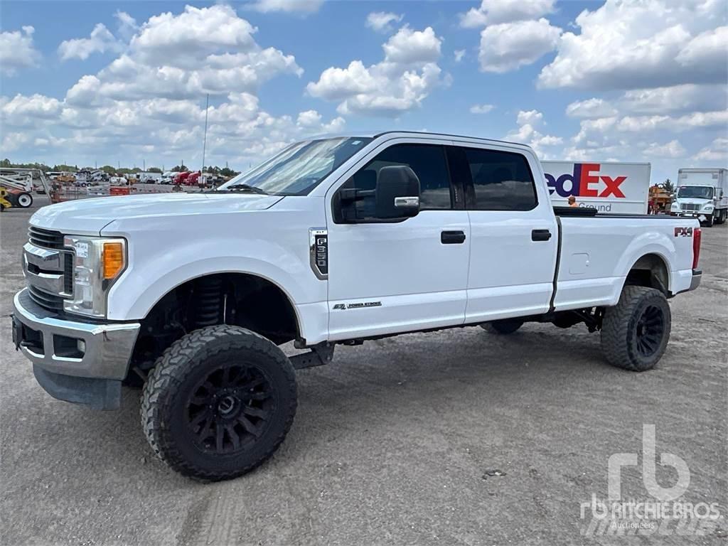Ford F-350 Kiperi