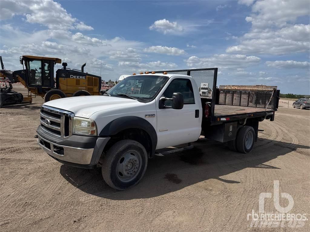 Ford F-550 Kamioni sa otvorenim sandukom