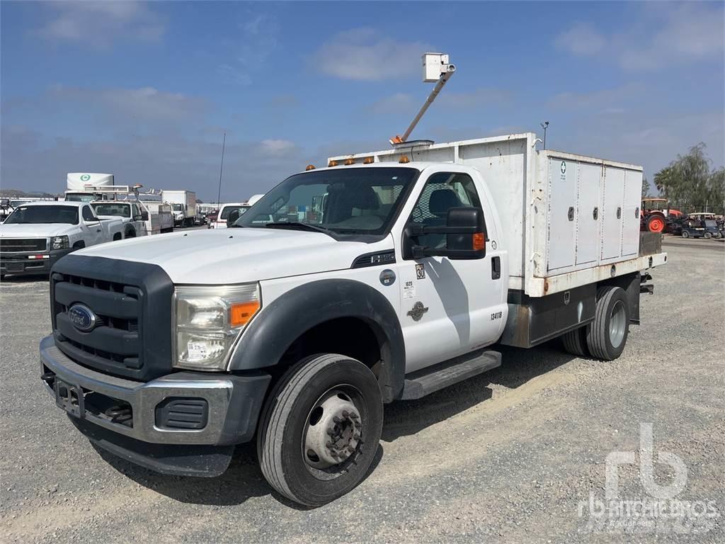 Ford F-550 Kamioni sa otvorenim sandukom