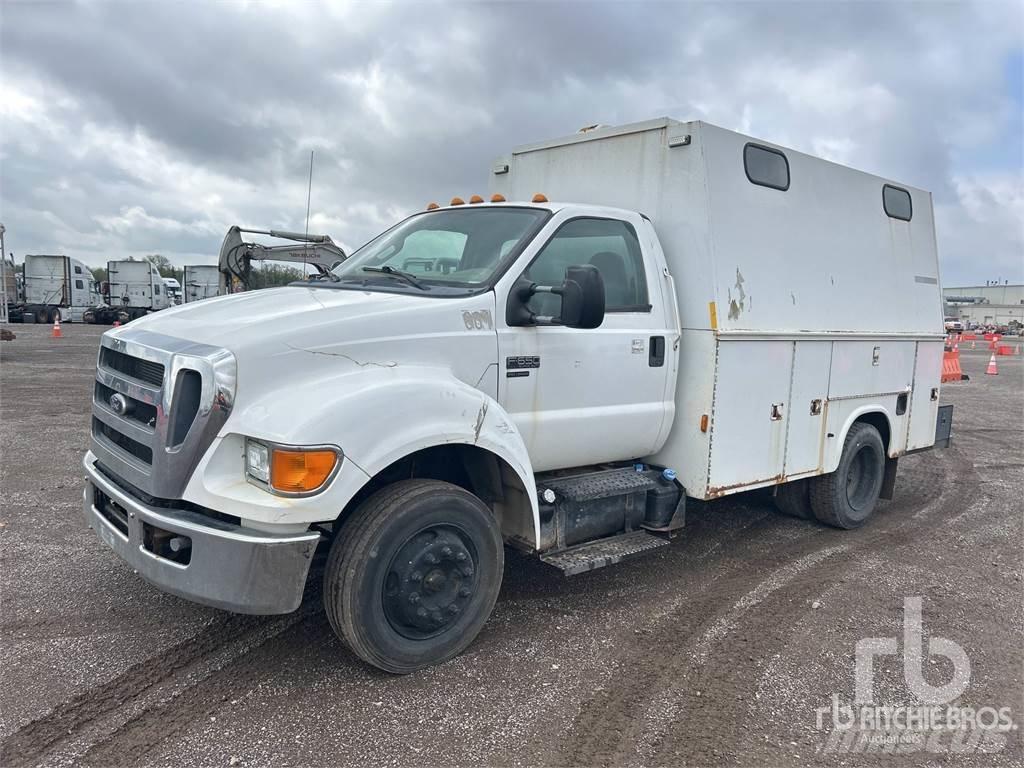 Ford F-650 Komunalna vozila