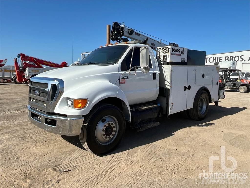 Ford F-750 Komunalna vozila