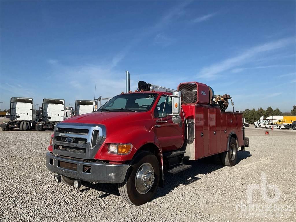 Ford F-750 Komunalna vozila