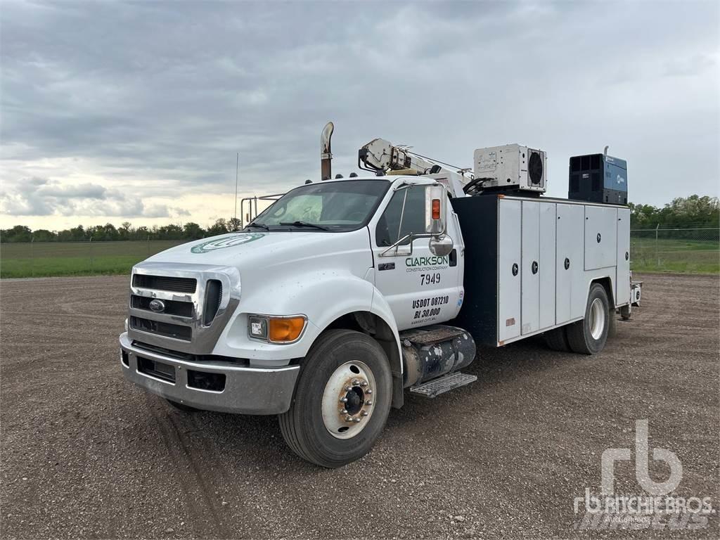 Ford F-750 Komunalna vozila