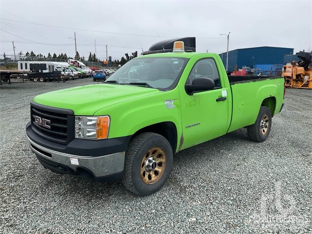 GMC SIERRA 1500 Kiperi