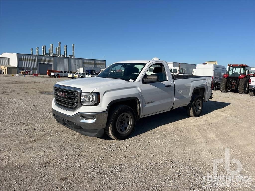 GMC SIERRA 1500 Kiperi