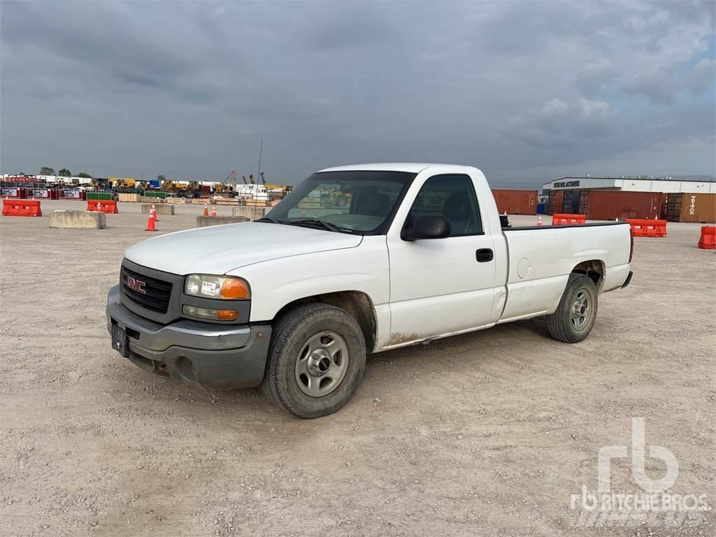 GMC SIERRA 1500 Kiperi
