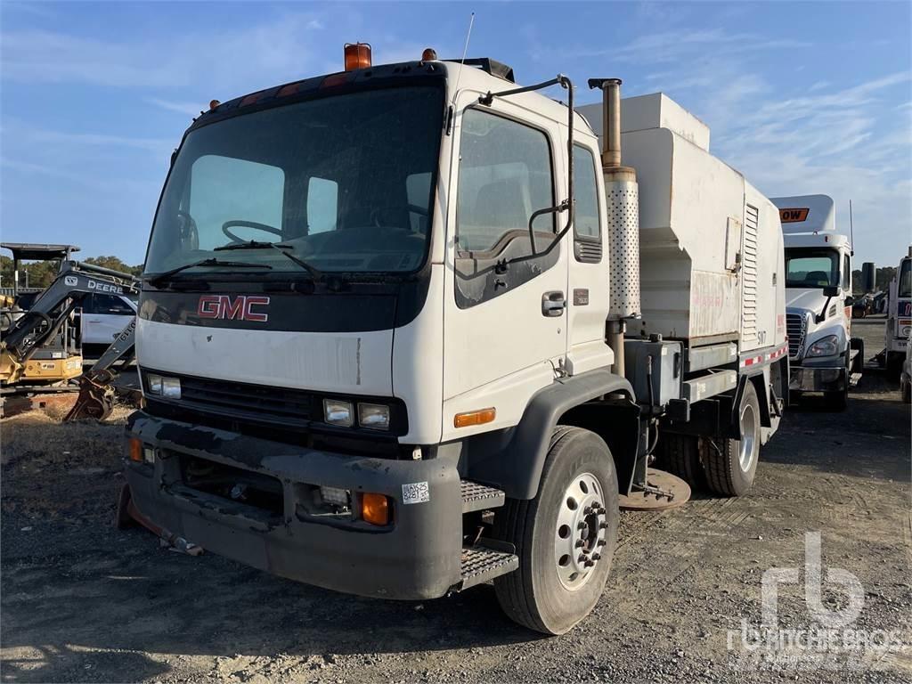 GMC T7500 Kamioni za čišćenje ulica