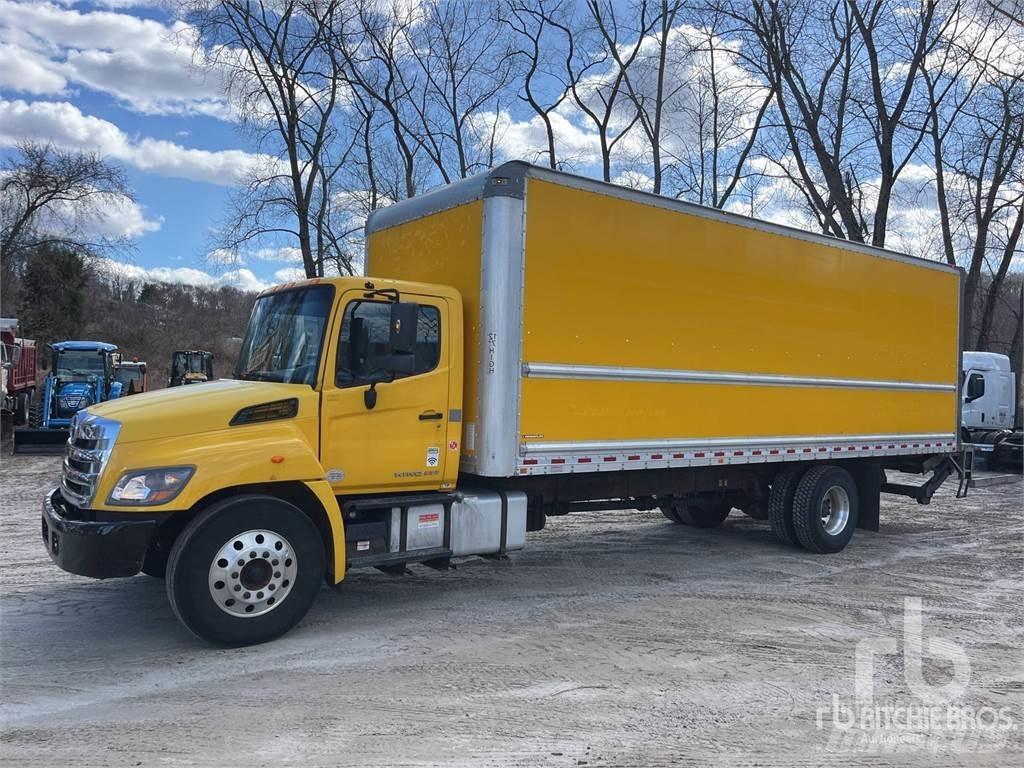 Hino 338 Dostavna vozila / kombiji
