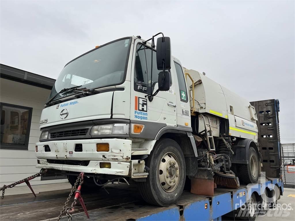 Hino FF1J Kamioni za čišćenje ulica