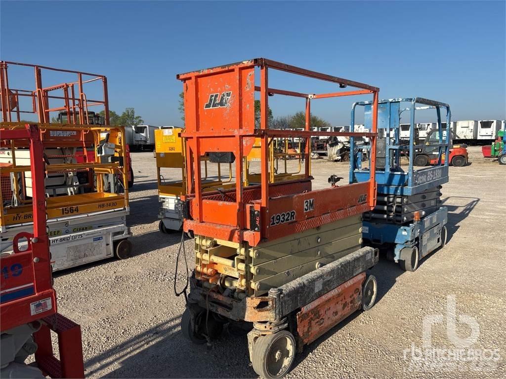 JLG 1932R Škaraste platforme