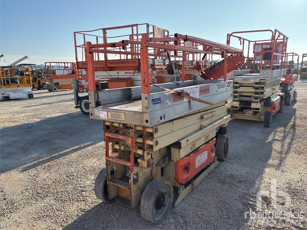 JLG 2030ES Škaraste platforme
