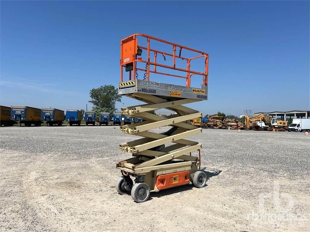 JLG 2630ES Škaraste platforme