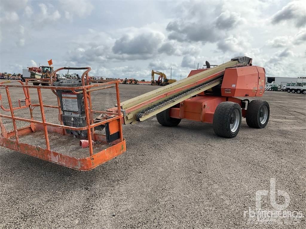JLG 600S Zglobne podizne platforme