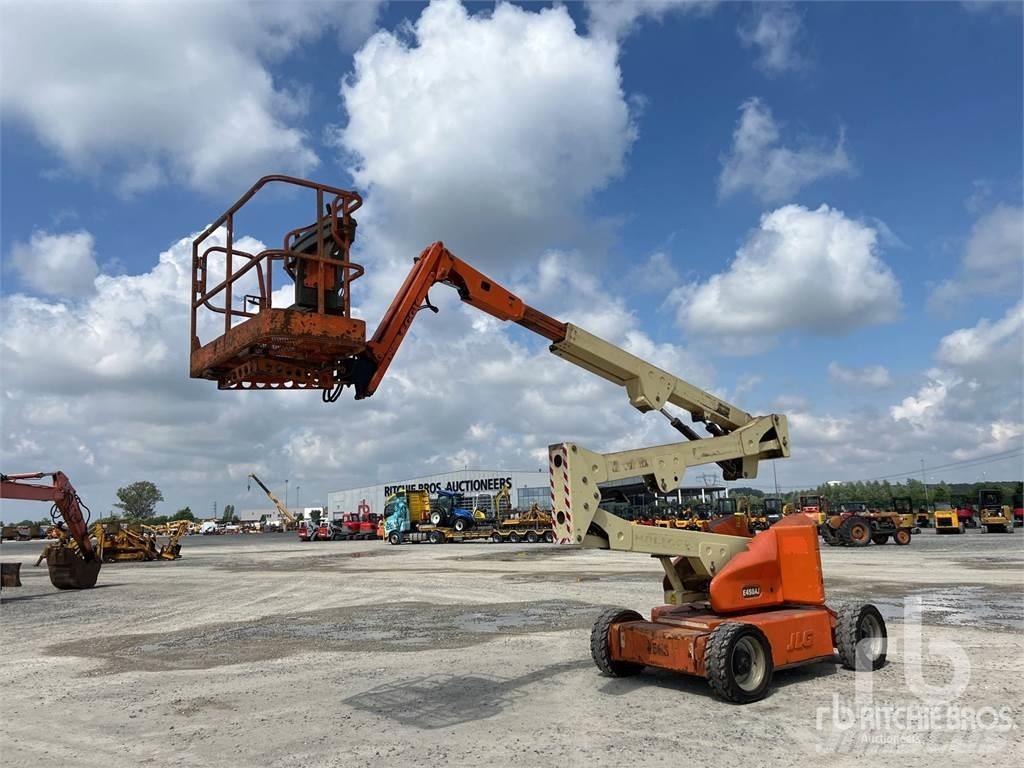 JLG E450AJ Zglobne podizne platforme