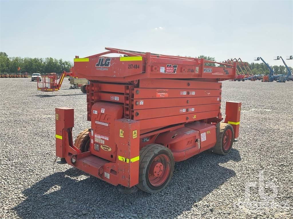 JLG M4069LE Škaraste platforme