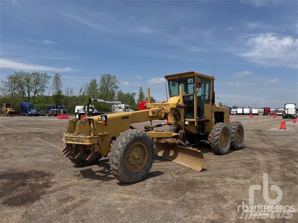 John Deere 570B Grejderi