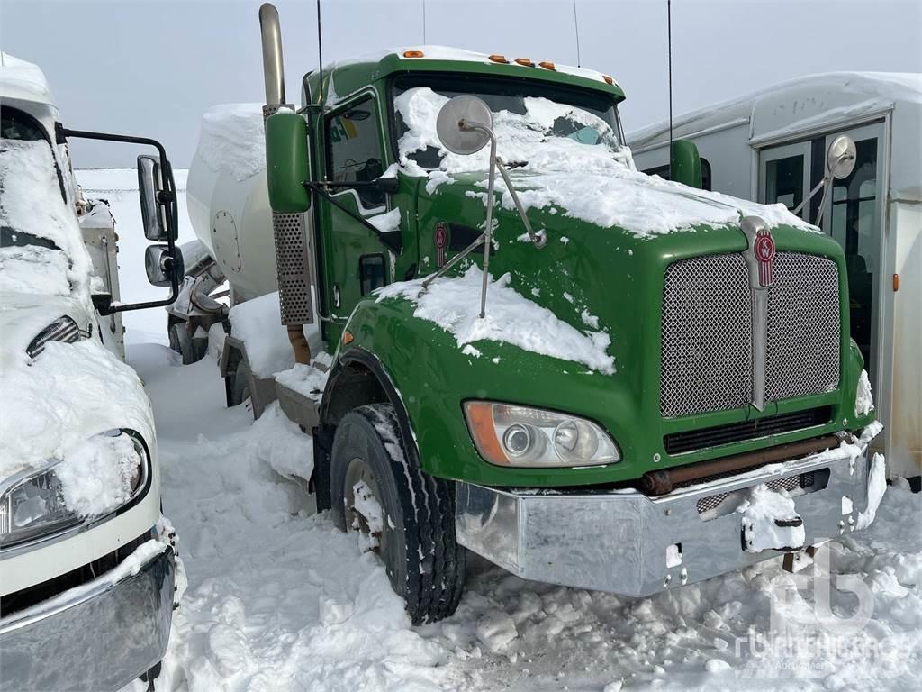 Kenworth T440 Kamioni mikseri za beton