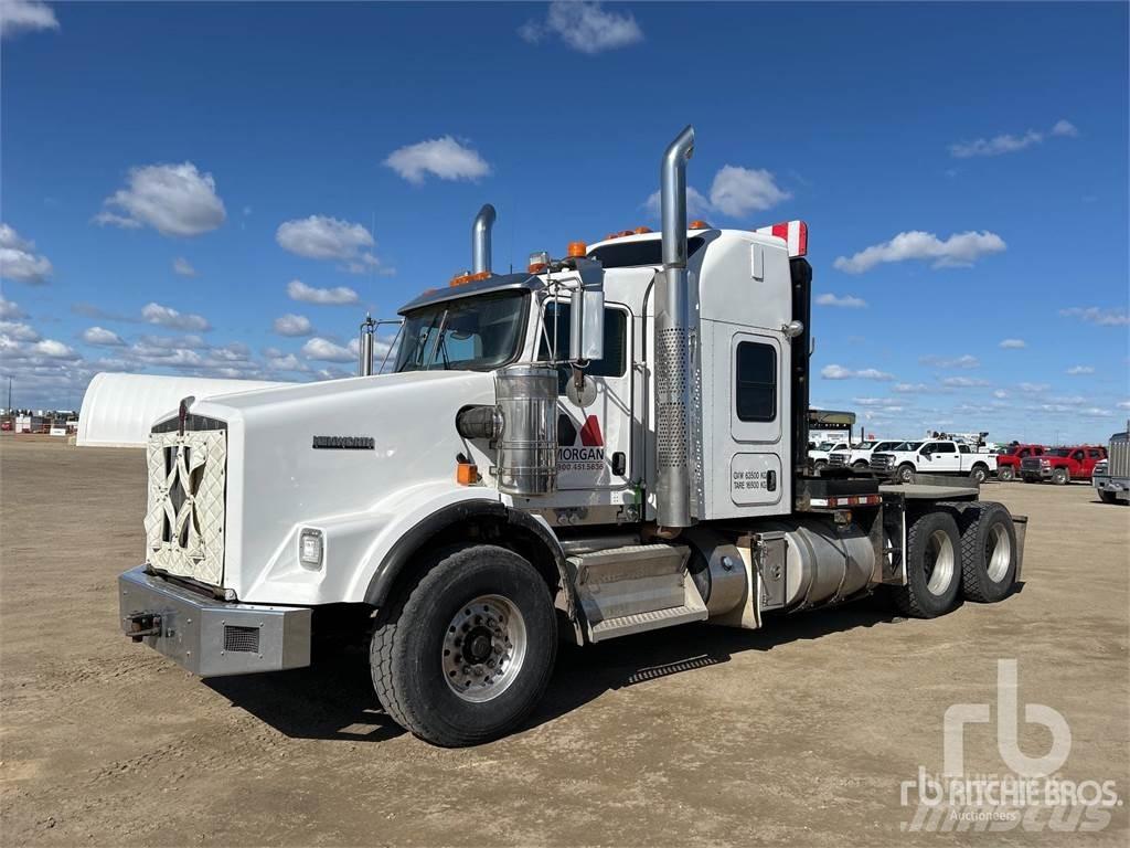 Kenworth T800 Kamioni s ravnim pločom / vitlom