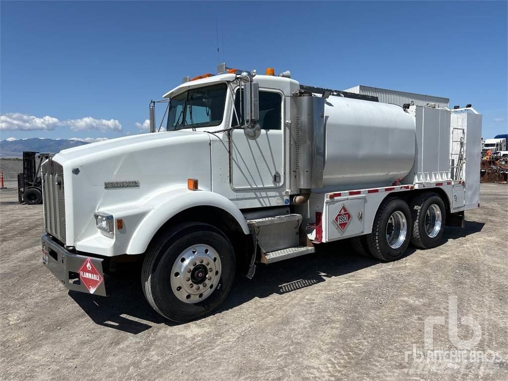 Kenworth T800 Kamioni cisterne