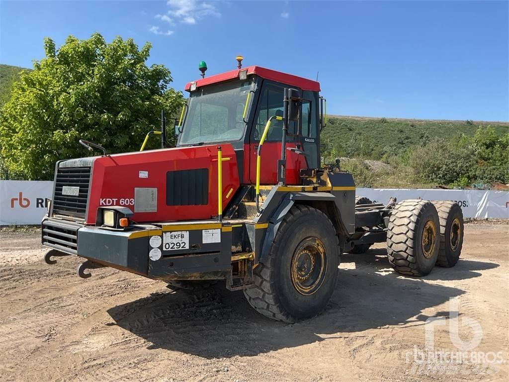 Komatsu HM300-1 Zglobni demperi