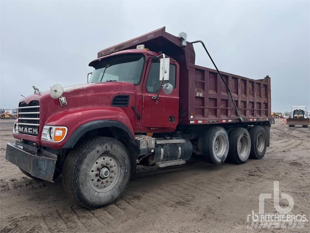 Mack CV713 Kiper kamioni