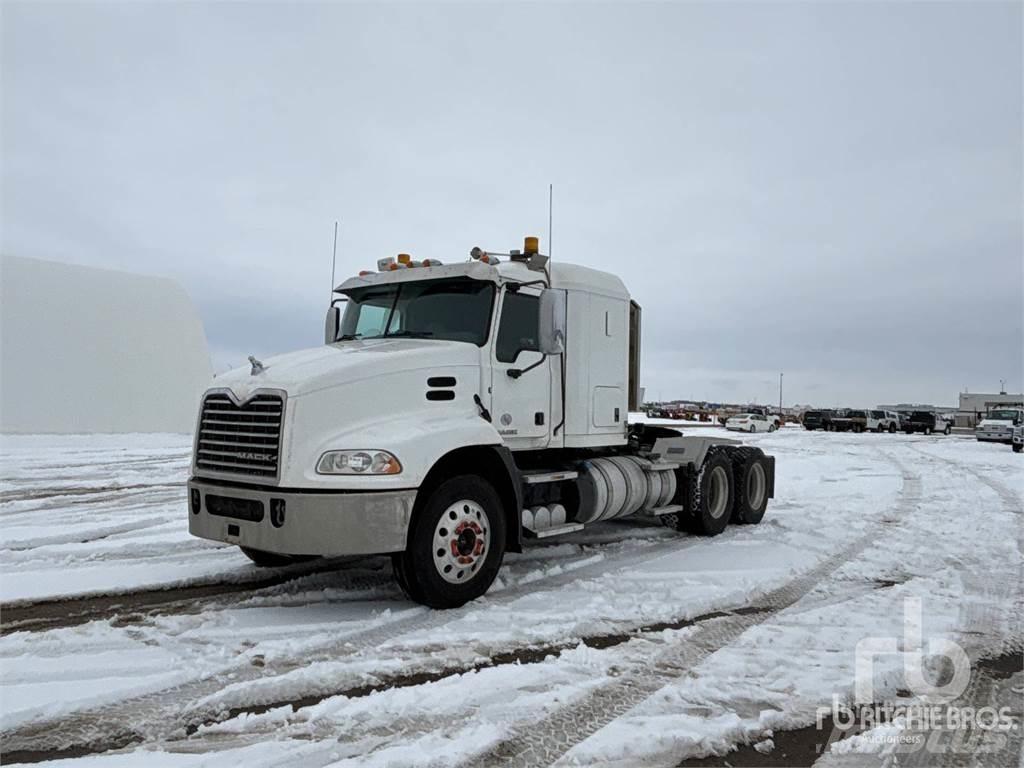 Mack CXU613 Traktorske jedinice