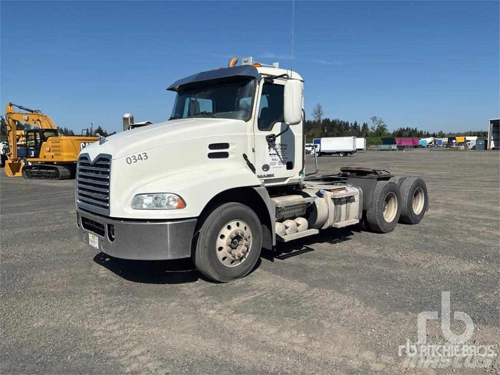 Mack CXU613 Traktorske jedinice