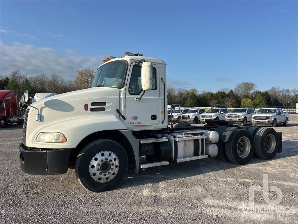 Mack CXU613 Traktorske jedinice