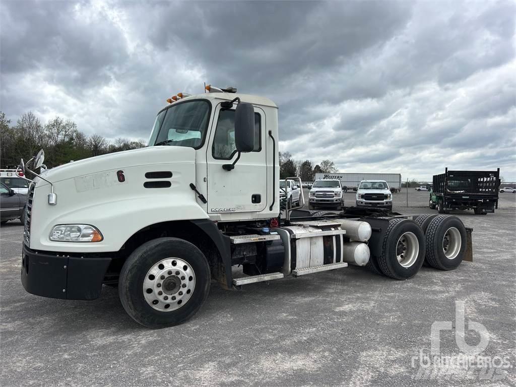Mack CXU613 Traktorske jedinice