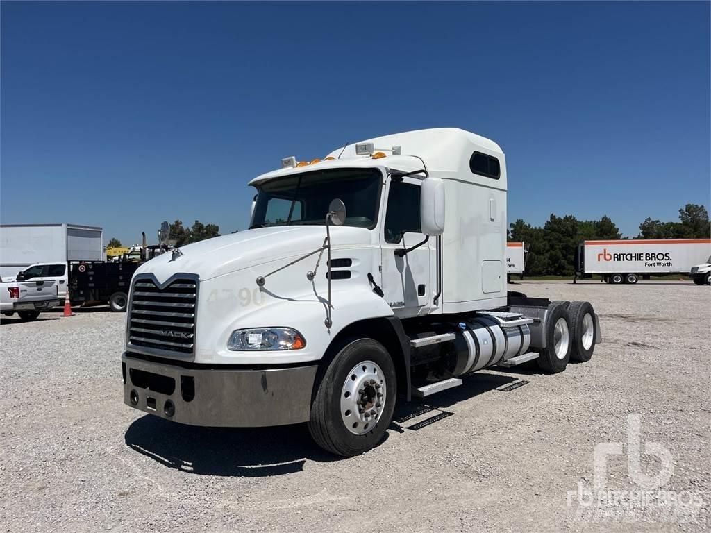 Mack CXU613 Traktorske jedinice
