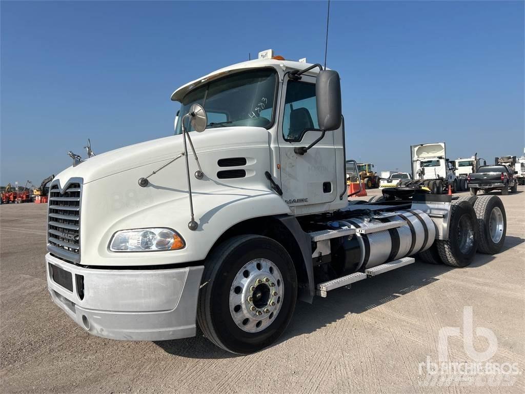 Mack CXU613 Traktorske jedinice