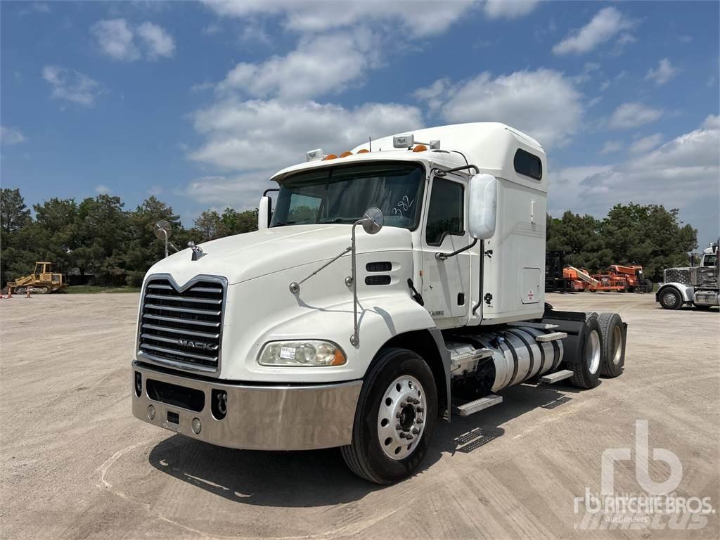 Mack CXU613 Traktorske jedinice