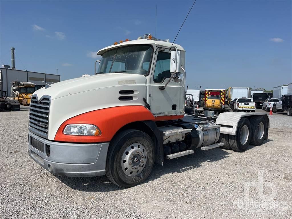 Mack CXU613 Traktorske jedinice