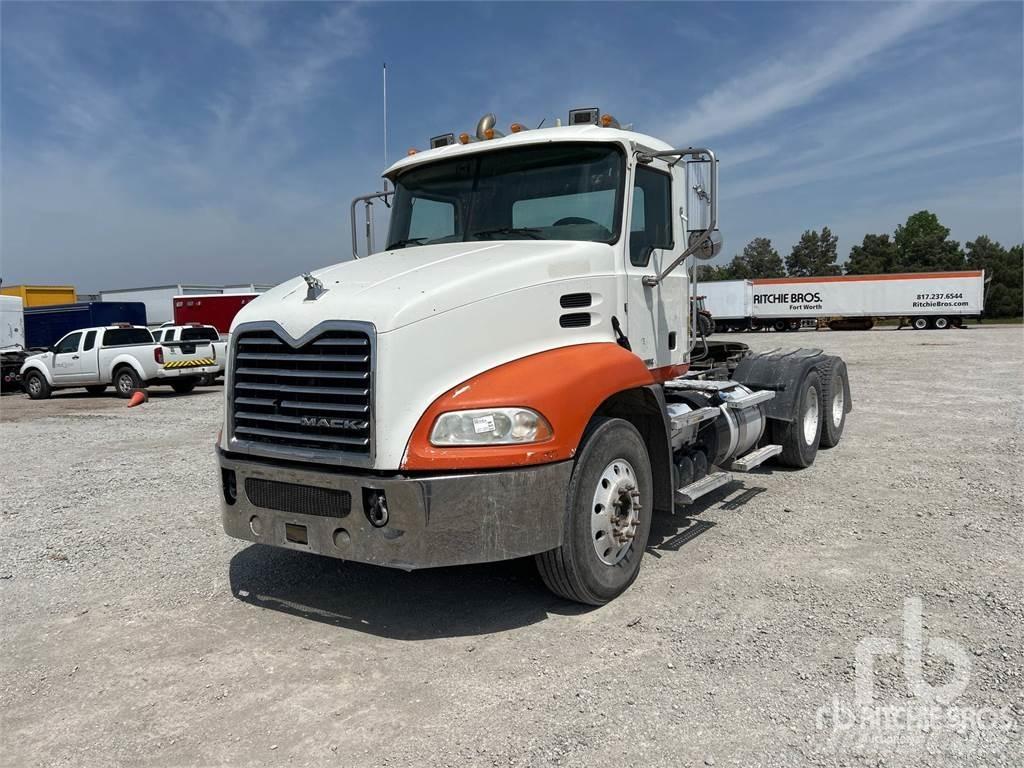 Mack CXU613 Traktorske jedinice