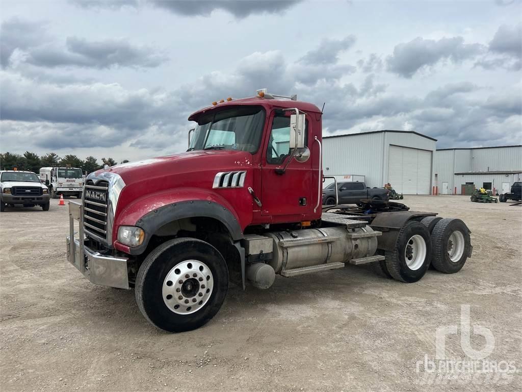 Mack GU713 Traktorske jedinice