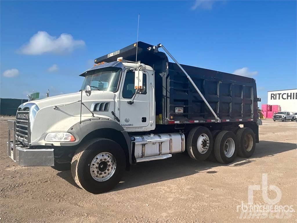 Mack GU813 Kiper kamioni