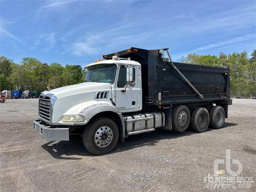 Mack GU813 Kiper kamioni