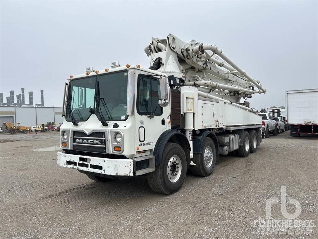 Mack MRU613 Kamioni mikseri za beton