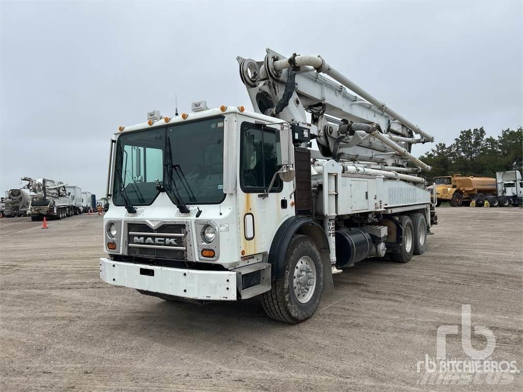 Mack MRU613 Kamioni mikseri za beton
