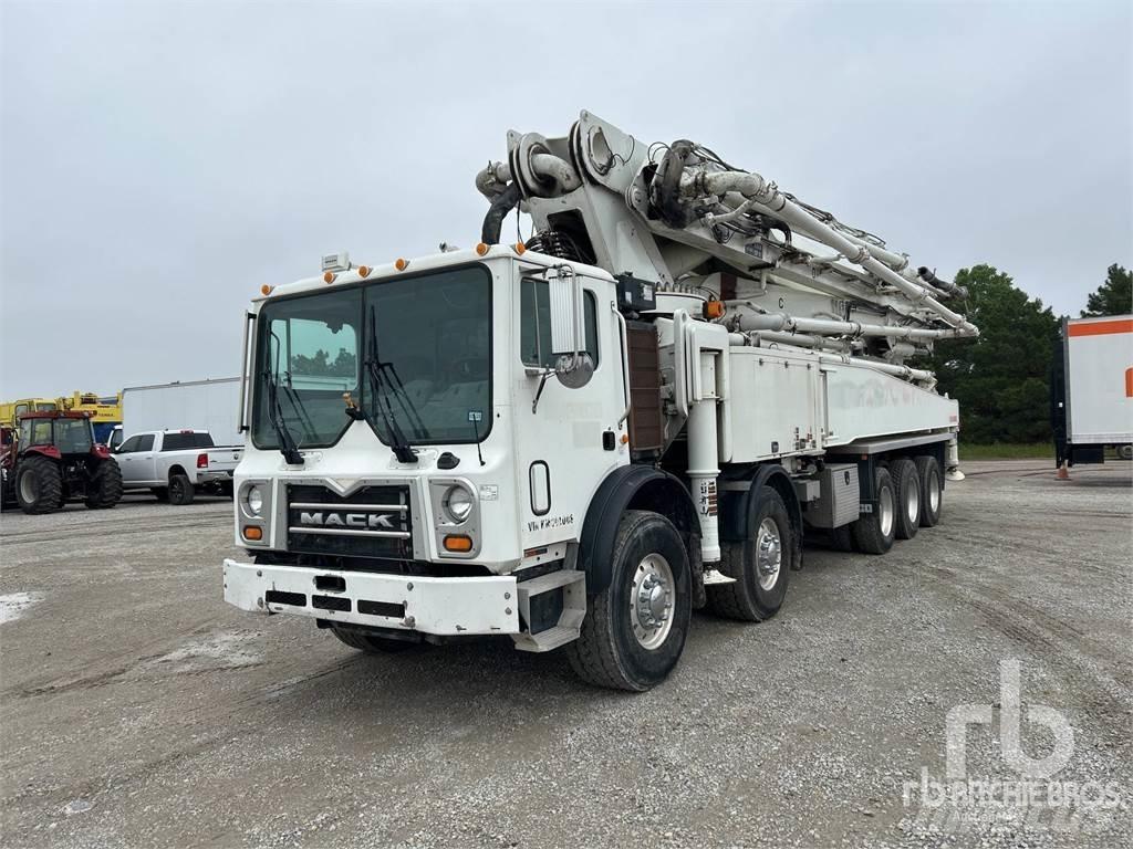 Mack MRU613 Kamioni mikseri za beton