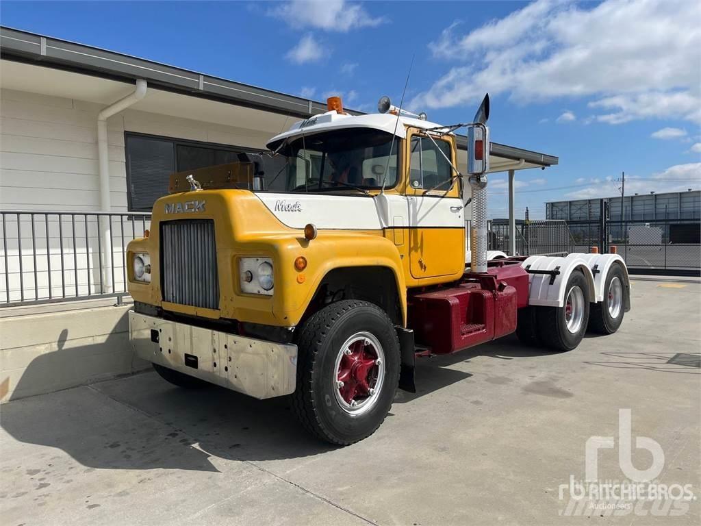Mack R685RS Traktorske jedinice